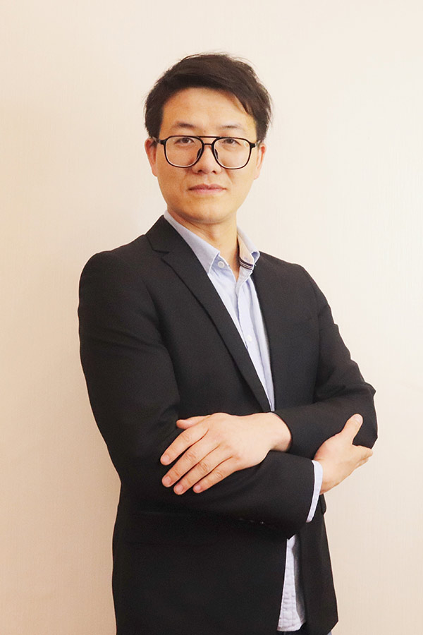 宜君李林科 本科学历,毕业于西安石油大学